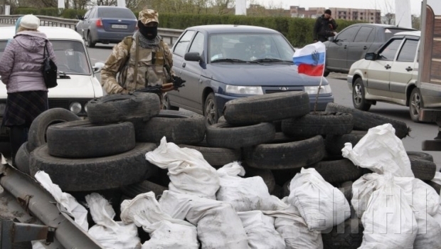 Из Ростова в Донецк отправилась колонна с гуманитарным грузом Из Ростова в Донецк отправилась колонна с гуманитарным грузом