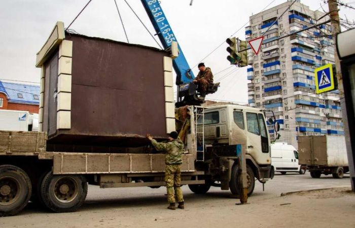 В Махачкале ввели мораторий на установку новых нестационарных торговых павильонов