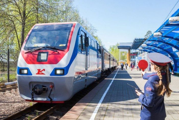 Более 20 поездов в южном направлении задержаны из-за подрыва путей в Воронежской области Более 20 поездов в южном направлении задержаны из-за подрыва путей в Воронежской области