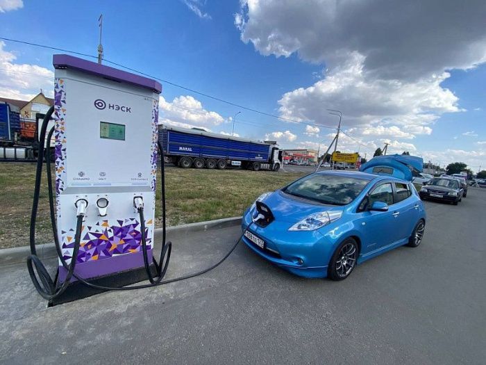 В Краснодарском крае в этом году установили 42 зарядные станции для электромобилей