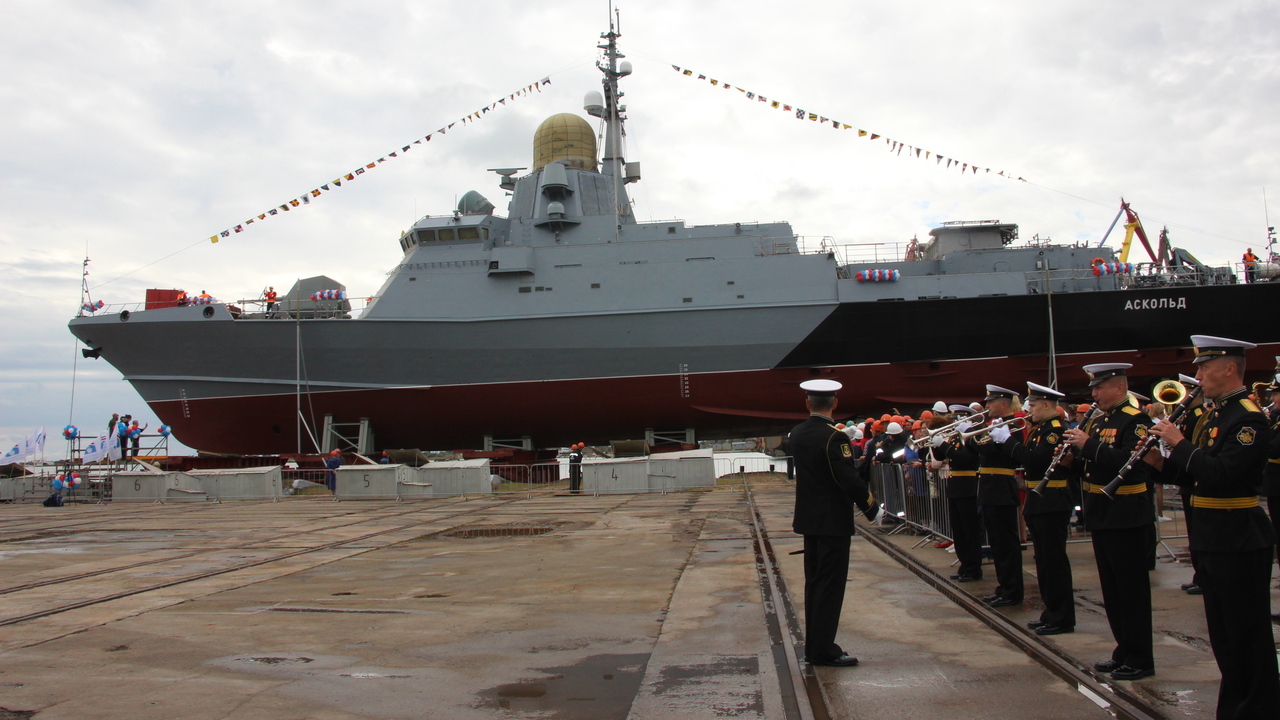 В Керчи на воду спущен новый корабль проекта 22800 «Аскольд»
