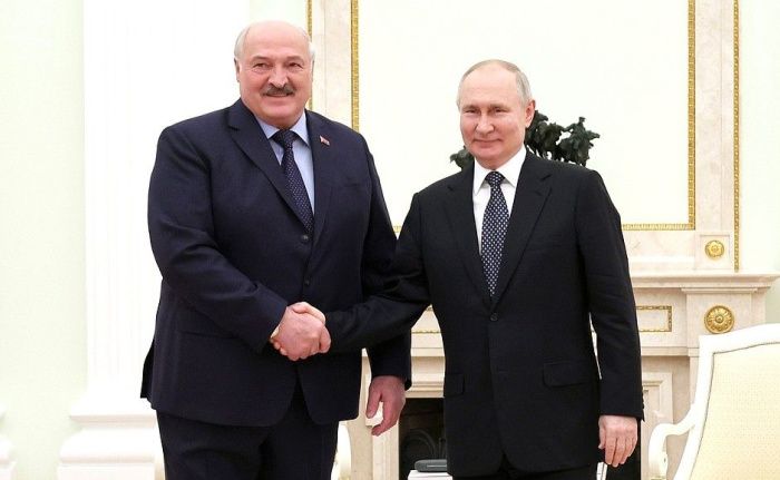 В Сочи Владимир Путин проводит встречу с президентом Республики Беларусь Александром Лукашенко