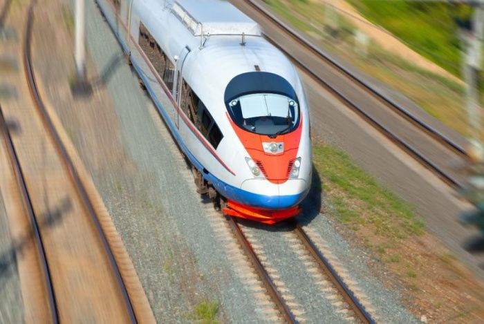 Высокоскоростную железнодорожную магистраль Москва – Адлер представили на стенде столицы на ПМЭФ-2024
