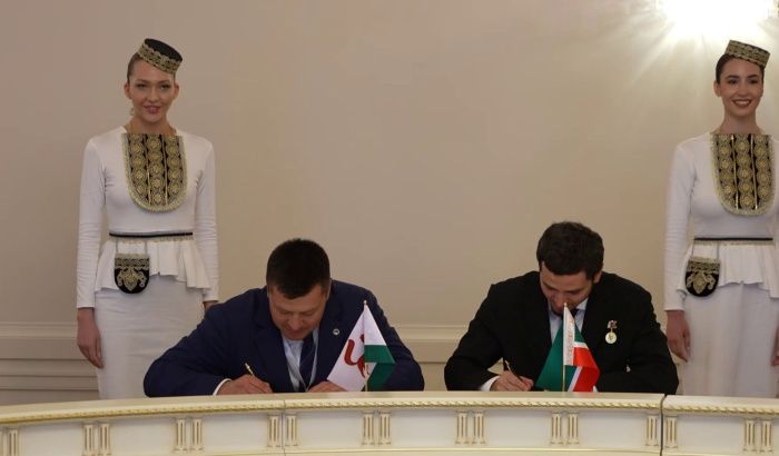 Мэры Грозного и Уфы подписали соглашение о сотрудничестве городов
