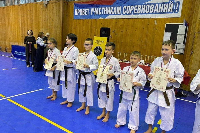 Каратист из Ростова победил на соревнованиях в Москве