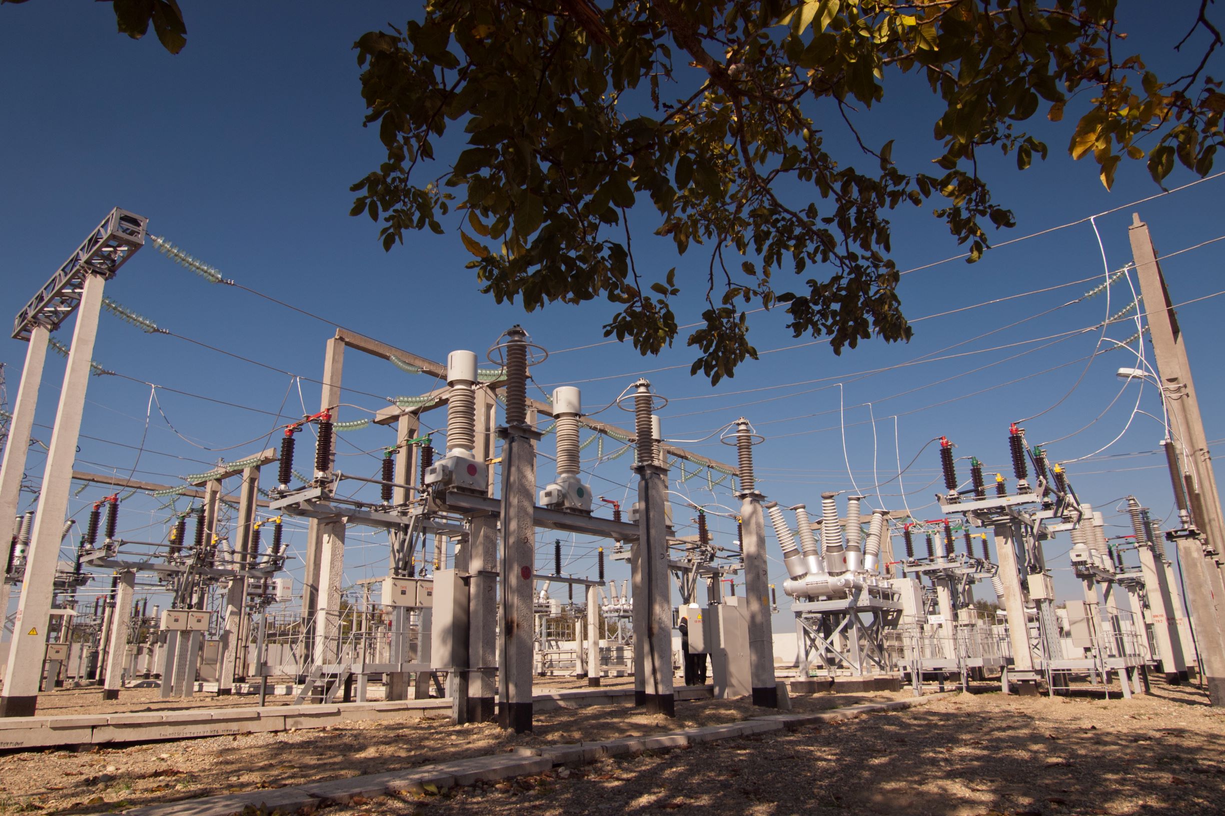 «Россети Северный Кавказ» отремонтируют на энергообъектах Ставрополья более 550 выключателей