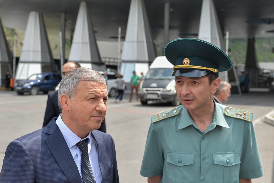 На пункт пропуска в Северной Осетии выделят 2 млрд рублей 