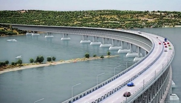 Будущий мост в Крым включен в состав федеральной трассы М25