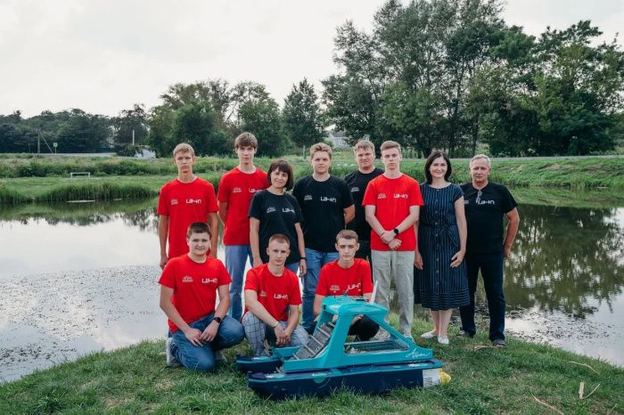 В Краснодарском крае школьники разработали экоробота для очистки рек от мусора