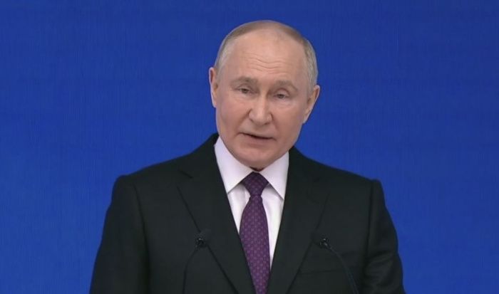 Путин объявил об увеличении МРОТ к 2030 году до 35 тыс. рублей