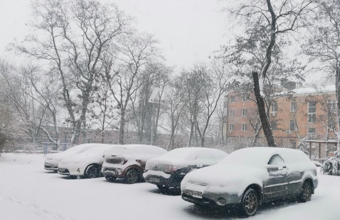 В Ростове создан оперативный штаб из-за снегопада и 9-балльных пробок