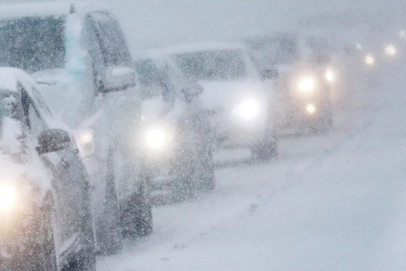 Экстренное предупреждение объявлено на Кубани из-за снегопада и метели