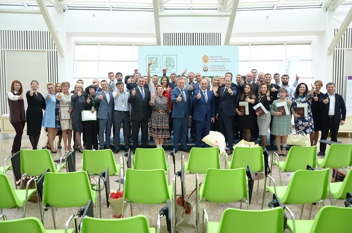 Лучшие выпускники проекта РСХБ «Школа фермера» на Ставрополье получили гранты на реализацию собственных бизнес-идей