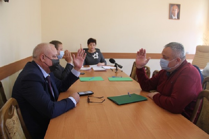 Депутаты Крыма единогласно проголосовали за отставку вице-премьера Евгения Кабанова