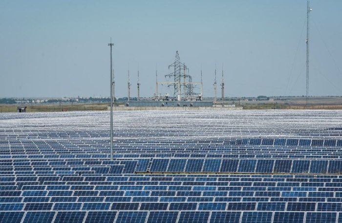 Национализированную солнечную электростанцию в Крыму передадут «Крымэнерго»