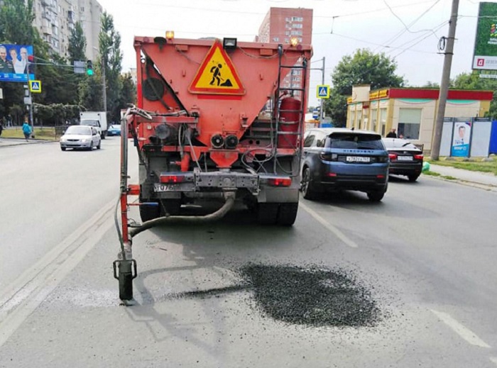 До конца 2021 года в Ростове отремонтируют более 40 тыс. кв. м дорог за 60 млн рублей
