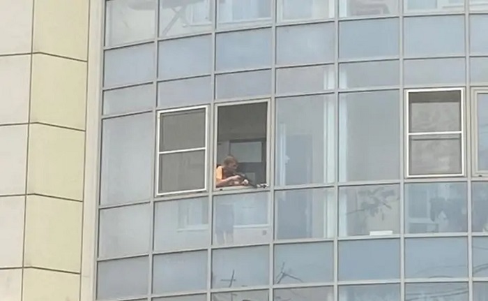 В Ростове ищут стрелявшего из окна по прохожим мужчину
