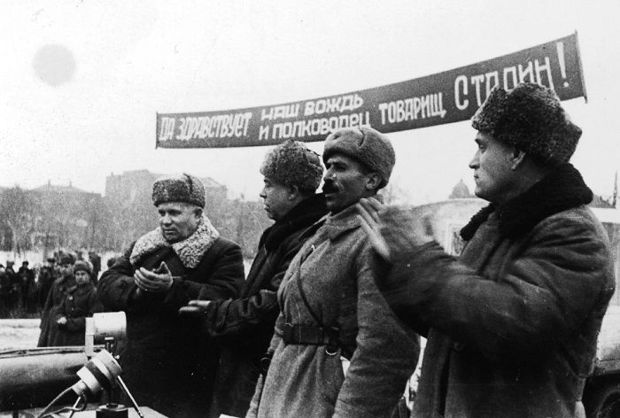 Никита Хрущев и Гукас Мадоян на митинге в честь освобождения Ростова.jpg