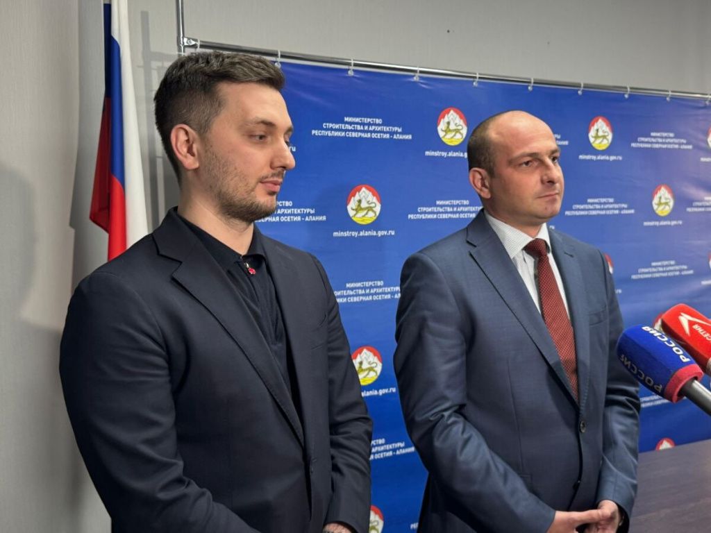 Тамерлан Кибизов (на фото слева) и Марат Бетанов // Фото редакции