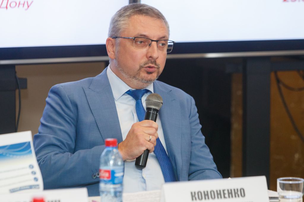 Кононенко.jpg Кононенко.jpg