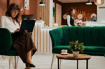 Спровоцирует рост цен и поставит под удар инвестиции: отельеры просят «Яндекс Путешествия» не повышать комиссию до 17%