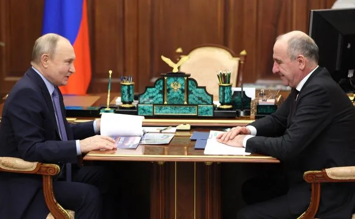 Путин спросил Темрезова об отставании по введению в строй жилья в Карачаево-Черкесии