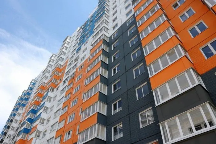 Слюсарь заявил, что не видит смысла во введении нового моратория на жилую застройку в Ростове