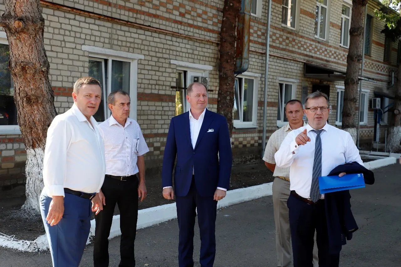 Виталий Иванов: «На Ставрополье нужно создавать цифровые районы электрических сетей»