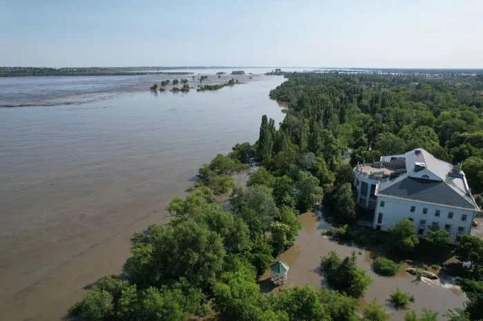 Прорыв дамбы Каховской ГЭС не повлияет на бесперебойное водоснабжение Севастополя