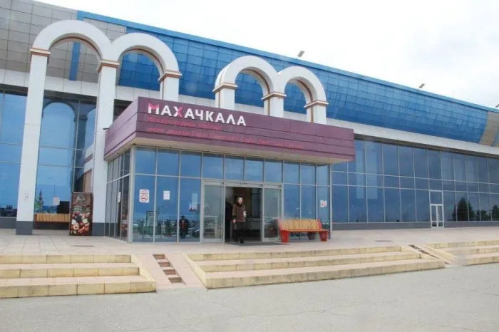 Реконструкцию аэропортов в Грозном и Махачкале завершат в 2026 году