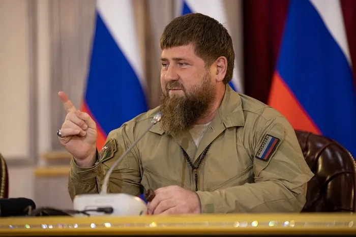 Расходы по строительству и реконструкции баз для новых воинских формирований в Чечне оплатит фонд им. Ахмата Кадырова