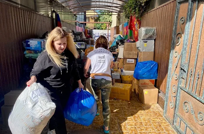 Кубань отправила в Мариуполь 10 тонн гуманитарной помощи