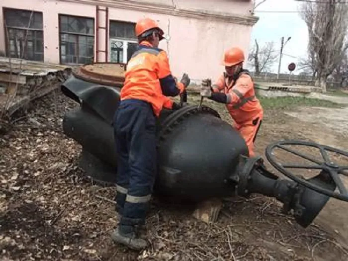 На реконструкцию сети водоснабжения и канализации Астрахани выделено еще 989 млн рублей