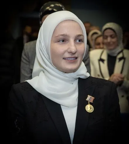 Дочь Рамзана Кадырова получила пост в администрации главы и правительства Чечни