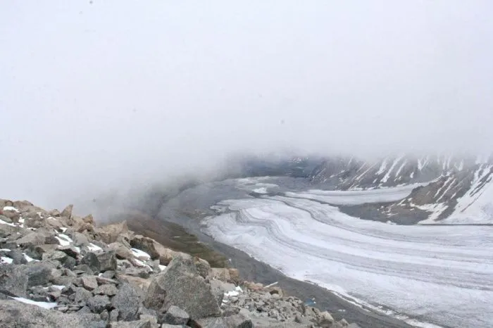 В семи республиках Северного Кавказа ожидаются сильные осадки и опасность схода снежных лавин