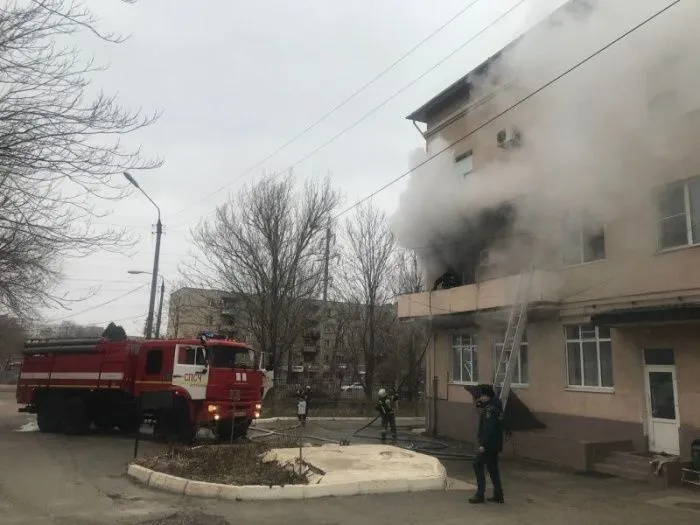 В Астрахани произошел пожар на территории областной детской больницы
