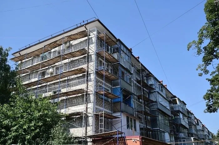 На Кубани на ремонт многоквартирных домов выделено 3,3 млрд рублей