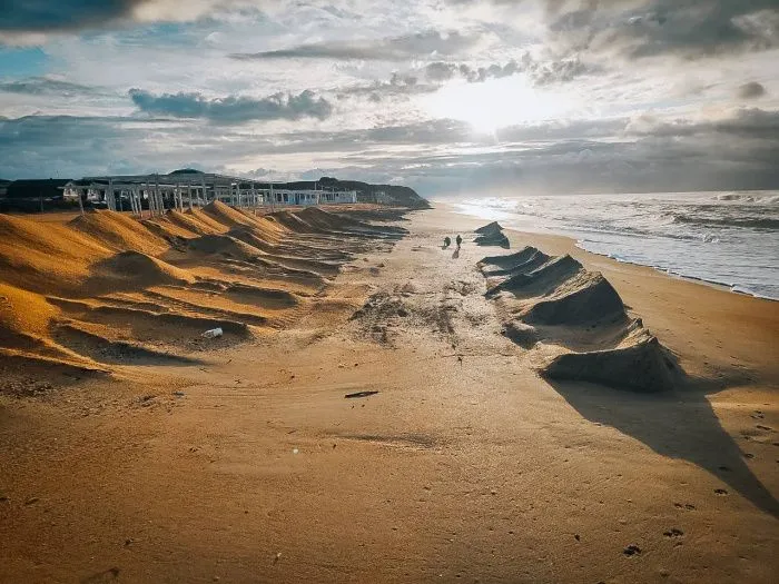 Волонтеры не обнаружили массированного выброса мазута у берегов Анапы Волонтеры не обнаружили массированного выброса мазута у берегов Анапы