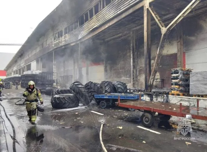 На территории завода «Ростсельмаш» в Ростове 11 июня произошло возгорание