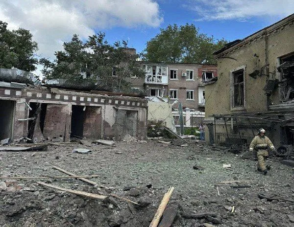 В центре Таганрога произошел взрыв: 16 человек пострадали