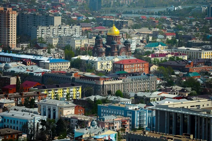 Почему «провинциальный» Краснодар растет, а мегаполис Ростов тает